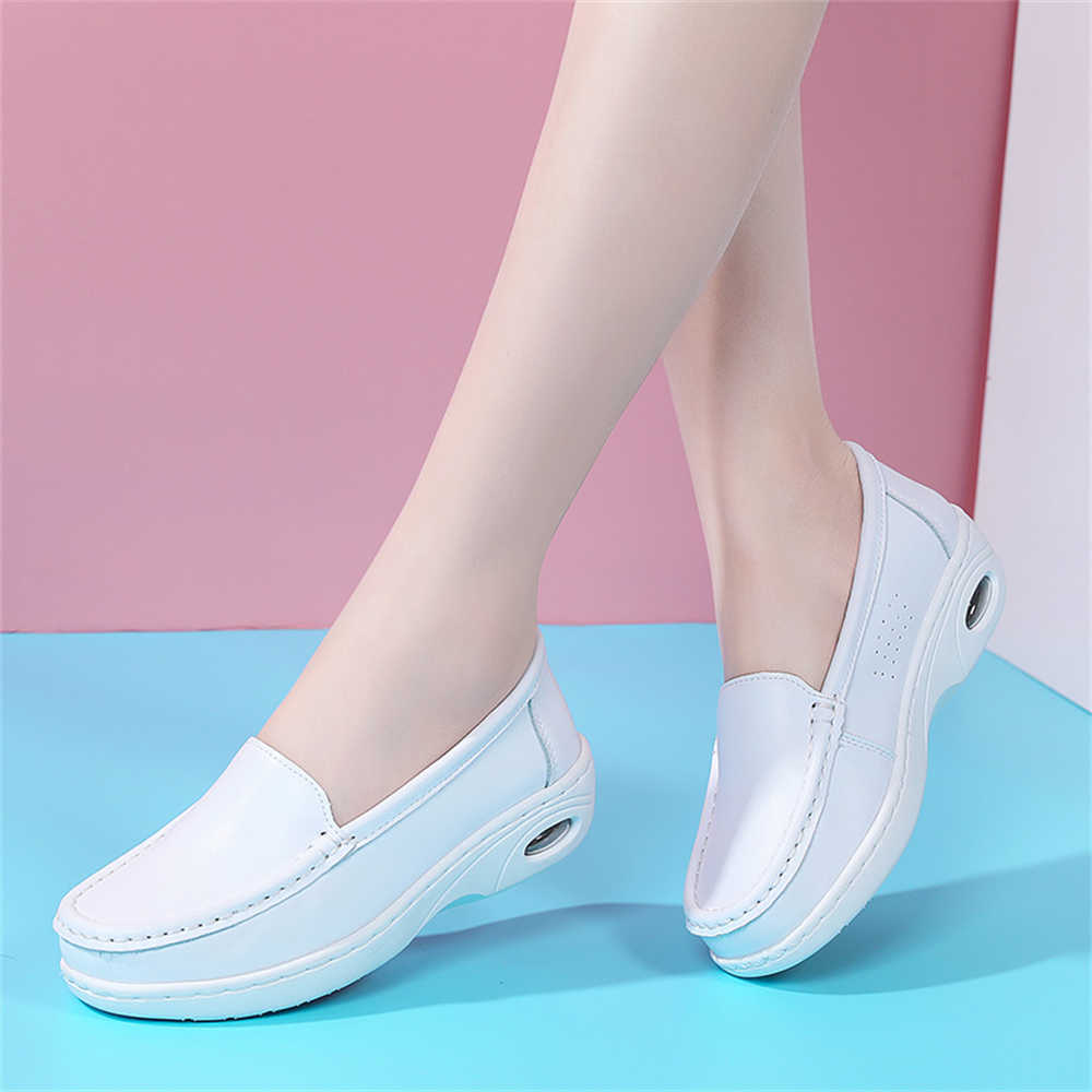 Chunky White Sole Heel Shoes 옥 - Sewing Industry 리뷰 및 가격